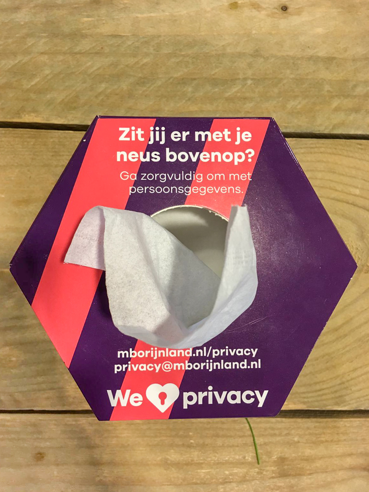 Interne-campagne-privacy-en-omgang-persoonsgegevens-tissuebox-2